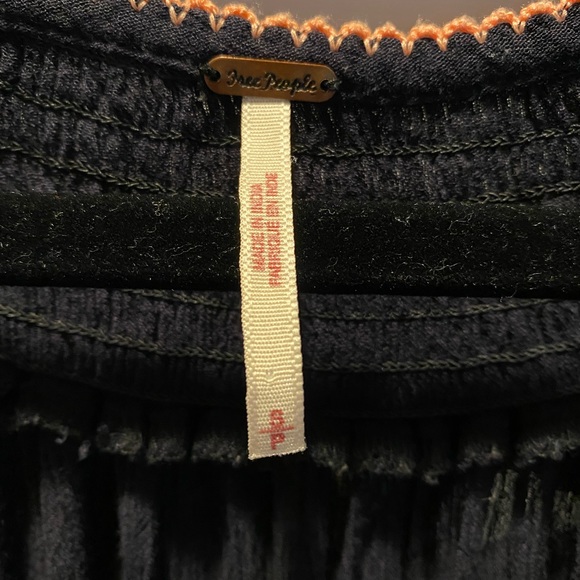 Free People Wind Willow Peasant Mini Dress
SM (Women’s 4-6) - Picture 7 of 9